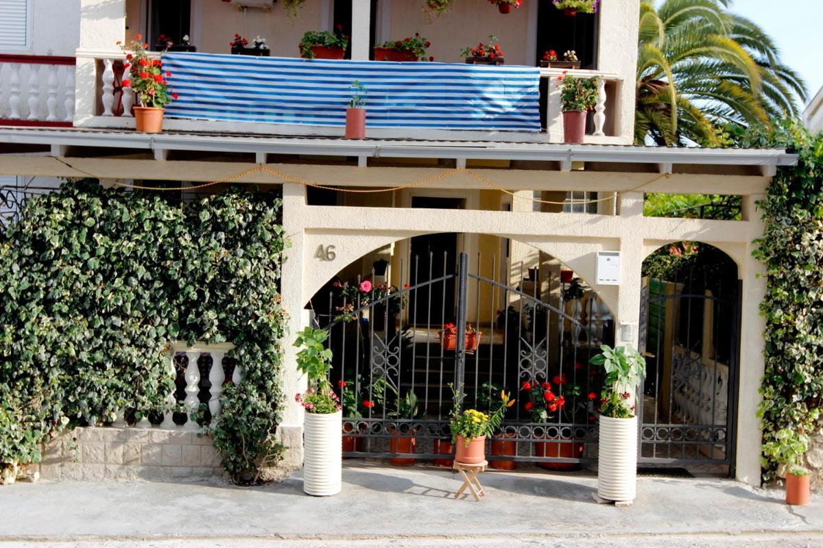 Apartment Sandra Budva Exterior foto